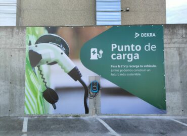 DEKRA, primera ITV en poner puntos de carga para vehículo eléctrico