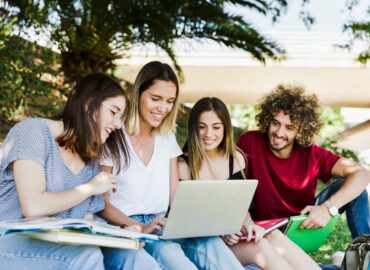 Excelencia Académica ayuda a terminar con éxito el TFG o TFM