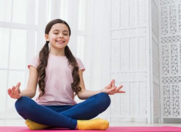 El centro Kalindi abre sus puertas a los más pequeños con clases de yoga para niños