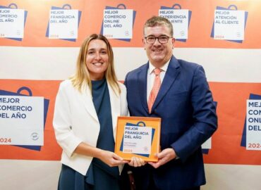 EROSKI recibe el Premio Mejor Comercio del Año 2024 en la categoría de Franquicias