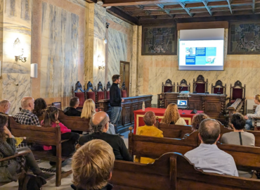 La asociación Bergacomercial presenta el proyecto de la APEU en el Pleno Municipal del Ayuntamiento de Berga