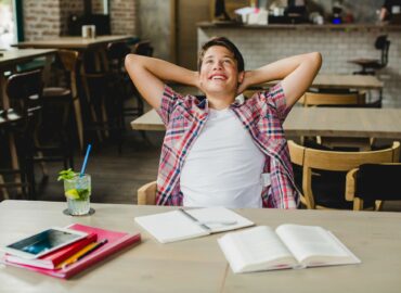 Excelencia Académica ayuda a sus usuarios para que los TFM dejen de ser una pesadilla