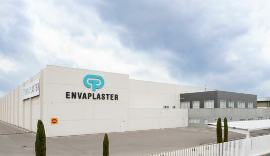 Envaplaster, empresa navarra dedicada a la fabricación de envases sostenibles, adquiere Sarabia Pack