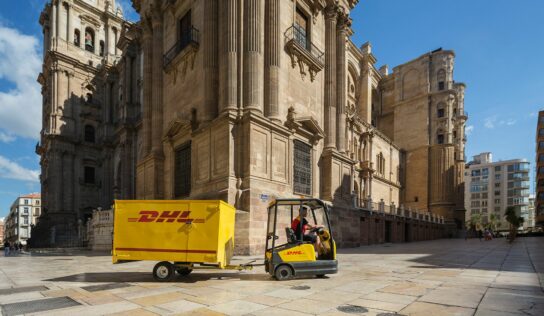 DHL eCommerce ahorra 618 toneladas de CO2, con el reparto de más de 2 millones de entregas sostenibles en 2023