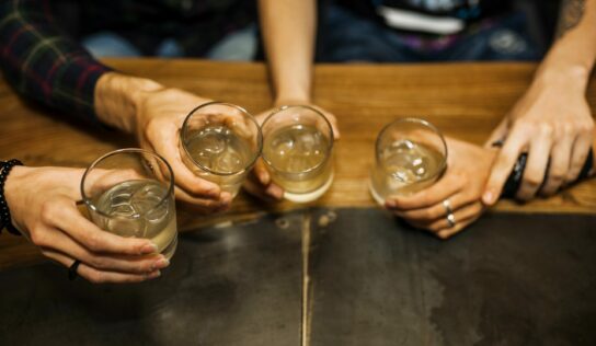 La ginebra artesanal de Cabecita Loca o artesanía en cada gota