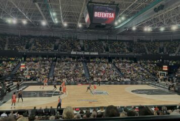 El Banco de Ayudas Técnicas lleva su causa social a la cancha del Bilbao Basket