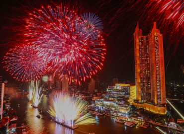 Lisa cautiva al mundo en la asombrosa cuenta atrás de Tailandia: la Amazing Thailand Countdown 2025