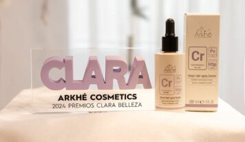 Vibrant Well-aging Booster de Arkhé Cosmetics, galardonado en los Premios Clara como mejor producto