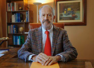 José Luis Marín responde a la crisis de orientación clínica con una formación revolucionaria