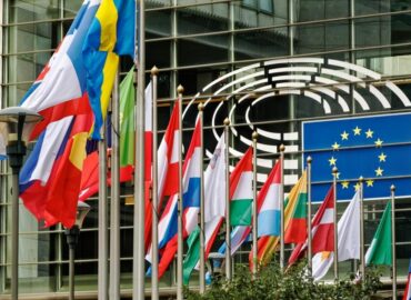 Los inversores estadounidenses apuestan fuerte por Europa: entradas récord en ETF europeos en 2025