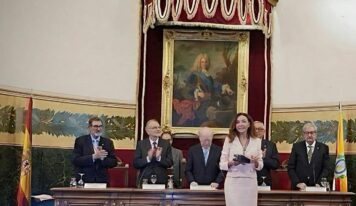 Esther Koplowitz y su Fundación reconocidas como Socio Protector de Honor por la Real Academia de Medicina
