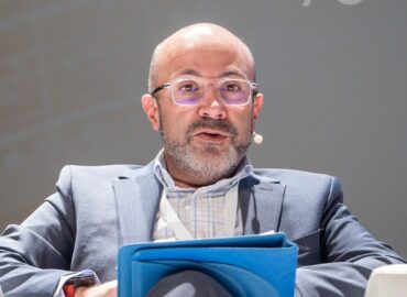 J.D.D. Bornay: «Un crecimiento desordenado del autoconsumo sin acompañamiento normativo ágil son las posibles causas del colapso energético»