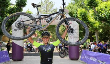 Un junior hecho en el Circuito conquista Jadraque: victoria para Mateo Alcívar