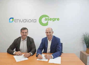 ENVALORA y ASEGRE firman un acuerdo para impulsar la gestión sostenible de los residuos de envases industriales