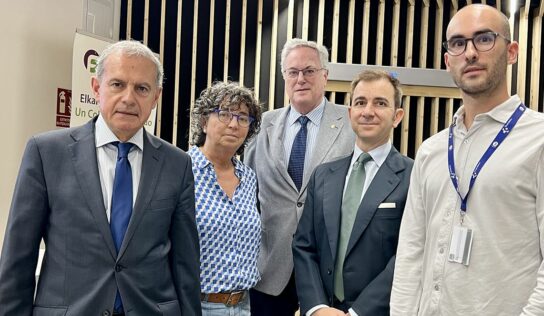 Departamento de Salud del Gobierno Vasco, Osakidetza y farmacéuticos inciden en la importancia del diagnóstico temprano del VIH