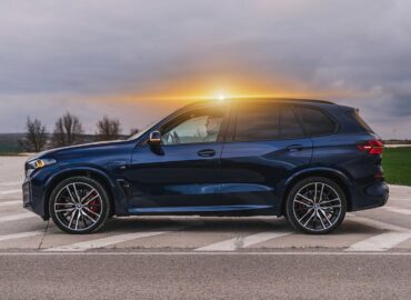 Ryme Automotive lanza su baliza V16 conectada con geolocalización gratuita hasta 2040