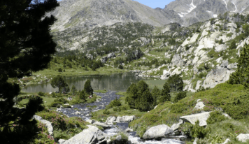 Las salidas guiadas al Bac de Llívia, una propuesta veraniega para descubrir el corazón de la Cerdanya