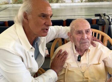 Engraciano cumple 110 años con una sobredosis de vitalidad, de la mano del doctor De la Peña