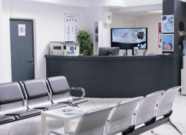 España alcanza máximos históricos en el tiempo de espera en hospitales y centros sanitarios en los últimos dos años