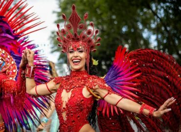 The ShowRoom Mag sella un acuerdo para llevar los Carnavales de Canarias al Carnaval de Notting Hill 