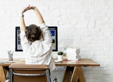 Recomendaciones de 123tinta.es para prevenir las dolencias musculares más comunes en la oficina