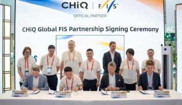 CHiQ refuerza su compromiso con el deporte con su apoyo a la Copa del Mundo de Saltos de Esquí de la FIS
