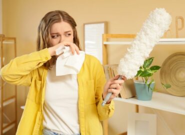 Dra. Eva Lasa, alergóloga de Policlínica Gipuzkoa: «En otoño se dan las condiciones ideales para que los ácaros del polvo proliferen y empeoren las alergias»