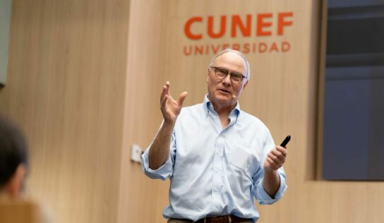 CUNEF Universidad acoge un seminario de David Card, Premio Nobel de Economía 2021