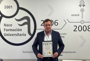 Ignacio Campoy Aguilar, Cum Laude por el Instituto Internacional de Estudios Globales para el Desarrollo Humano