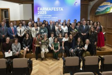 Homenaje a farmacéuticos y farmacéuticas guipuzcoanos: «La farmacia que hoy conocemos y defendemos es fruto de vuestro legado»