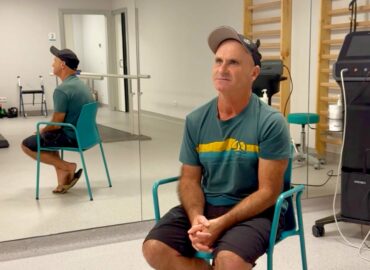 Aitor Francesena inicia su rehabilitación en Policlínica Gipuzkoa tras ser intervenido del hombro