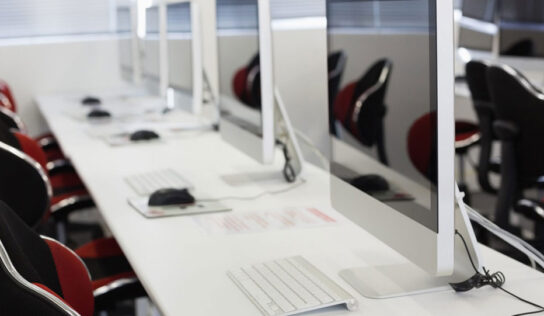 ¿Por qué es importante el mantenimiento informático en colegios?