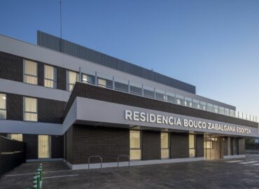 emeis inaugura su nueva residencia Bouco Vitoria Zabalgana