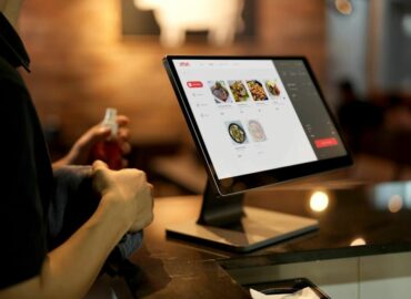 Discove impulsa la digitalización de comercio y hostelería en España con soluciones TPV inteligentes