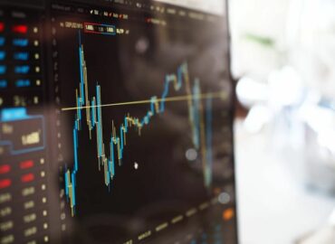 Libertad Rentable: dos expertos españoles y su modelo para proteger el ahorro