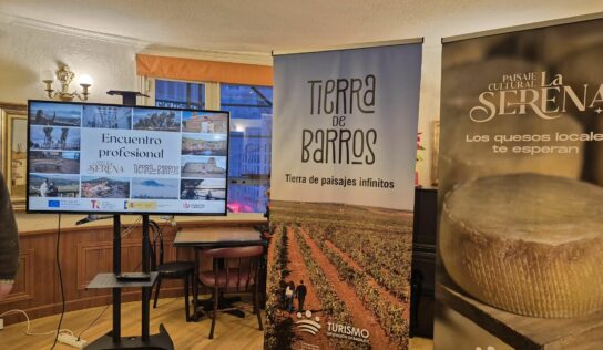 Tierra de Barros y La Serena presentan nuevas experiencias turísticas en el Hogar Extremeño de Madrid