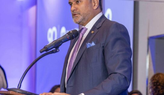 Andrés Farrugia detalla nuevo programa de financiamiento para trabajadores de la construcción