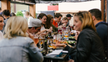 Longevytum señala que celebrar la Navidad puede reducir la edad biológica