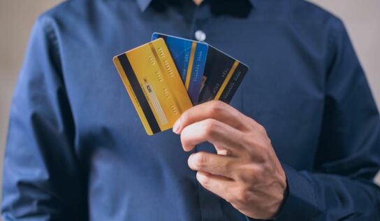 Plataforma de Reclamación explica el derecho de consumidores a reclamar cláusulas abusivas en contratos de crédito revolving