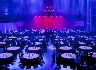 Por qué las multinacionales están trasladando sus eventos corporativos de Europa Central a España