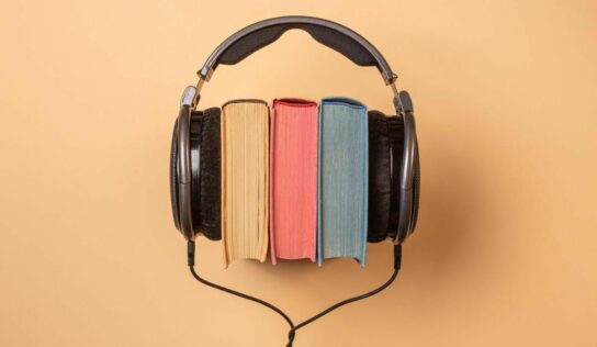 El 85 % de los españoles combina la lectura con la escucha de audiolibros, según un estudio de Audible