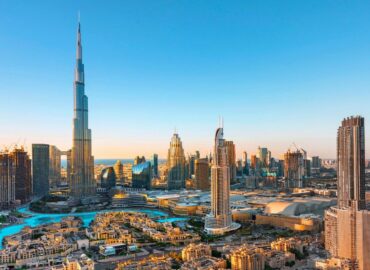 Emiratos toma la delantera en la implementación de la IA gracias al Ministerio de Inteligencia Artificial