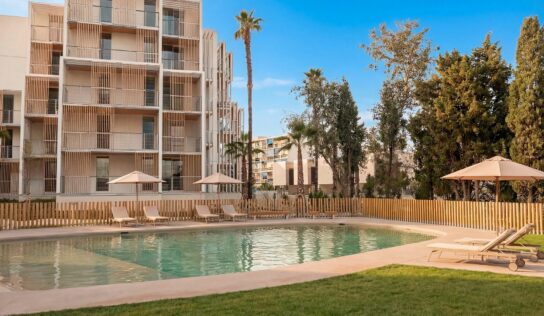 Abre Kora Olea en Málaga: el mayor edificio hotelero en madera con 180 apartamentos flex living