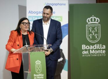 Abogaphone se presenta en Boadilla del Monte como la primera plataforma online de «abogados reales»