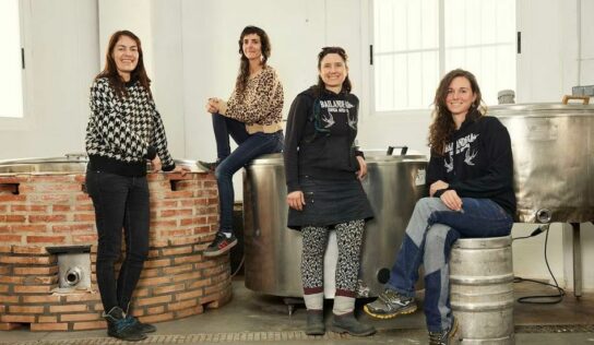 Bailandera, la cooperativa cervecera que convierte la economía social en un proyecto de vida compartido