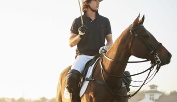 U.S. Polo Assn. lanza una campaña mundial de camisetas de polo: «Un icono nacido del juego»