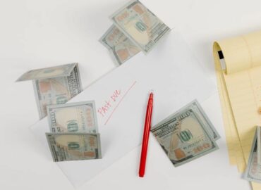 CREDITOAMIGO analiza cómo evitar el sobreendeudamiento en la era del crédito digital y alcanzar la tranquilidad financiera