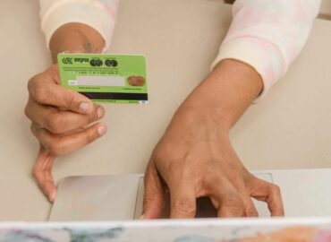 El 93% de españoles tienen dudas sobre las compras en redes sociales