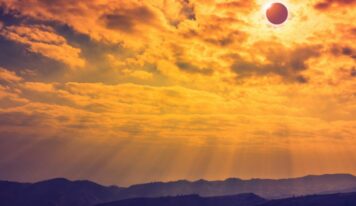 Camino de Santiago20 lanza una guía exclusiva para vivir el eclipse total de sol desde las rutas jacobeas