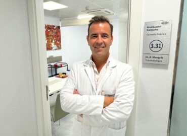Dr. Alberto Marqués, traumatólogo: «Podemos operar la columna con incisiones de milímetros y dar el alta en 24 horas»